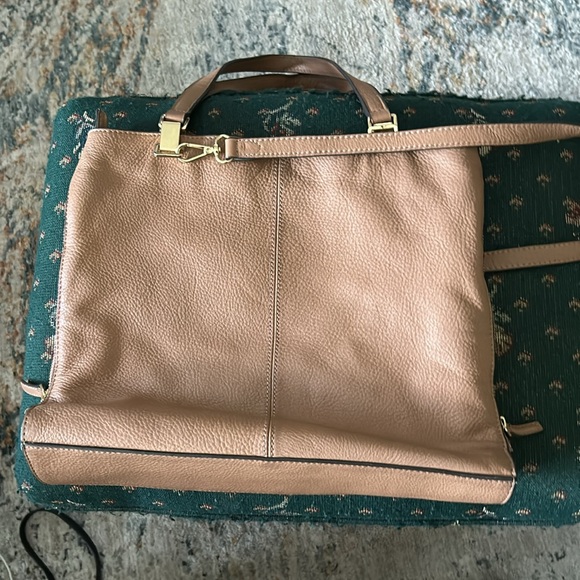 Vince Camuto all leather hand bag with detachable shoulder strap 12 x 14 - Picture 2 of 10